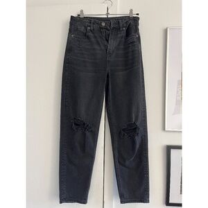 American Eagle Mom Straight Ripped Jeans in Black